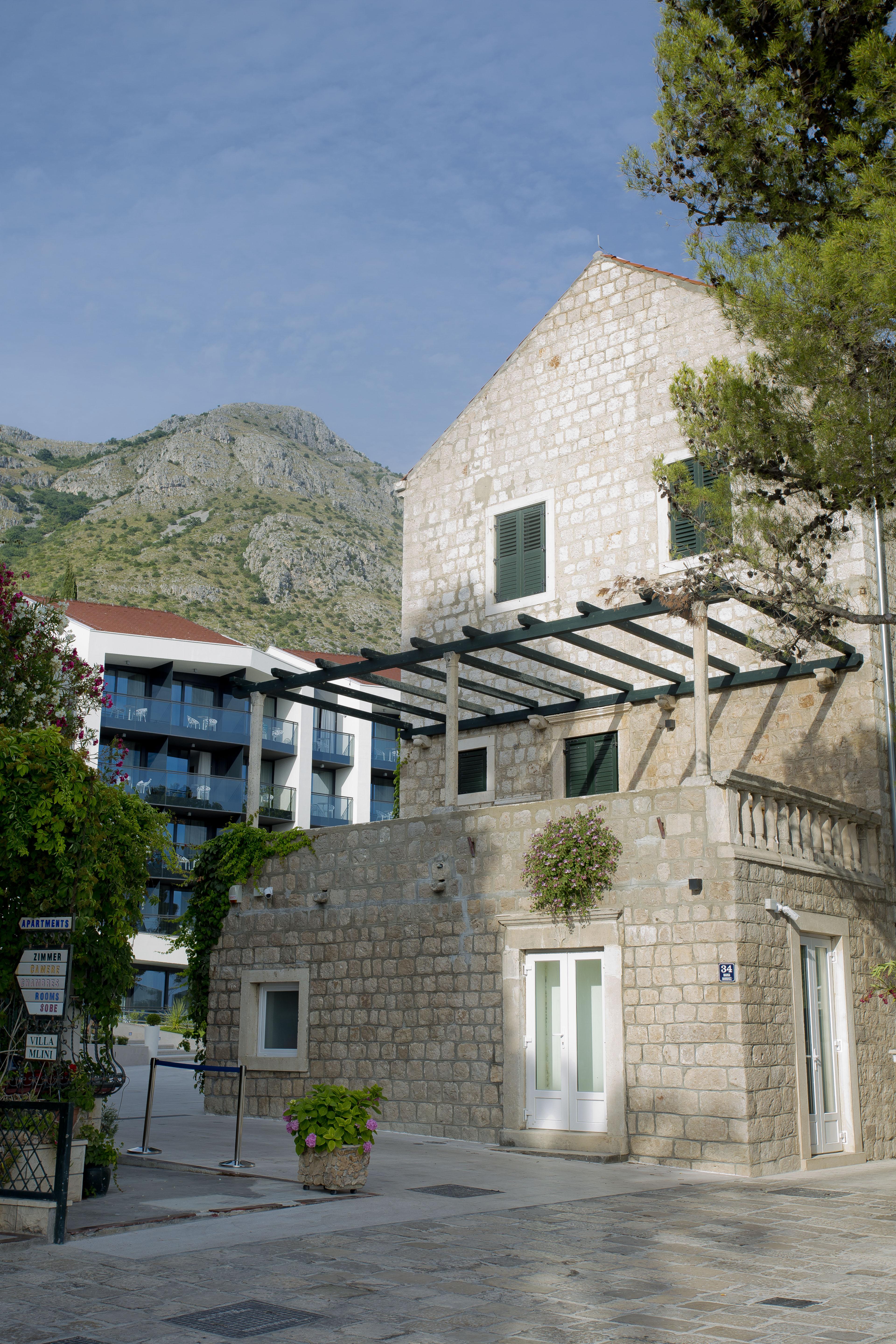 Hotel مْليني المظهر الخارجي الصورة