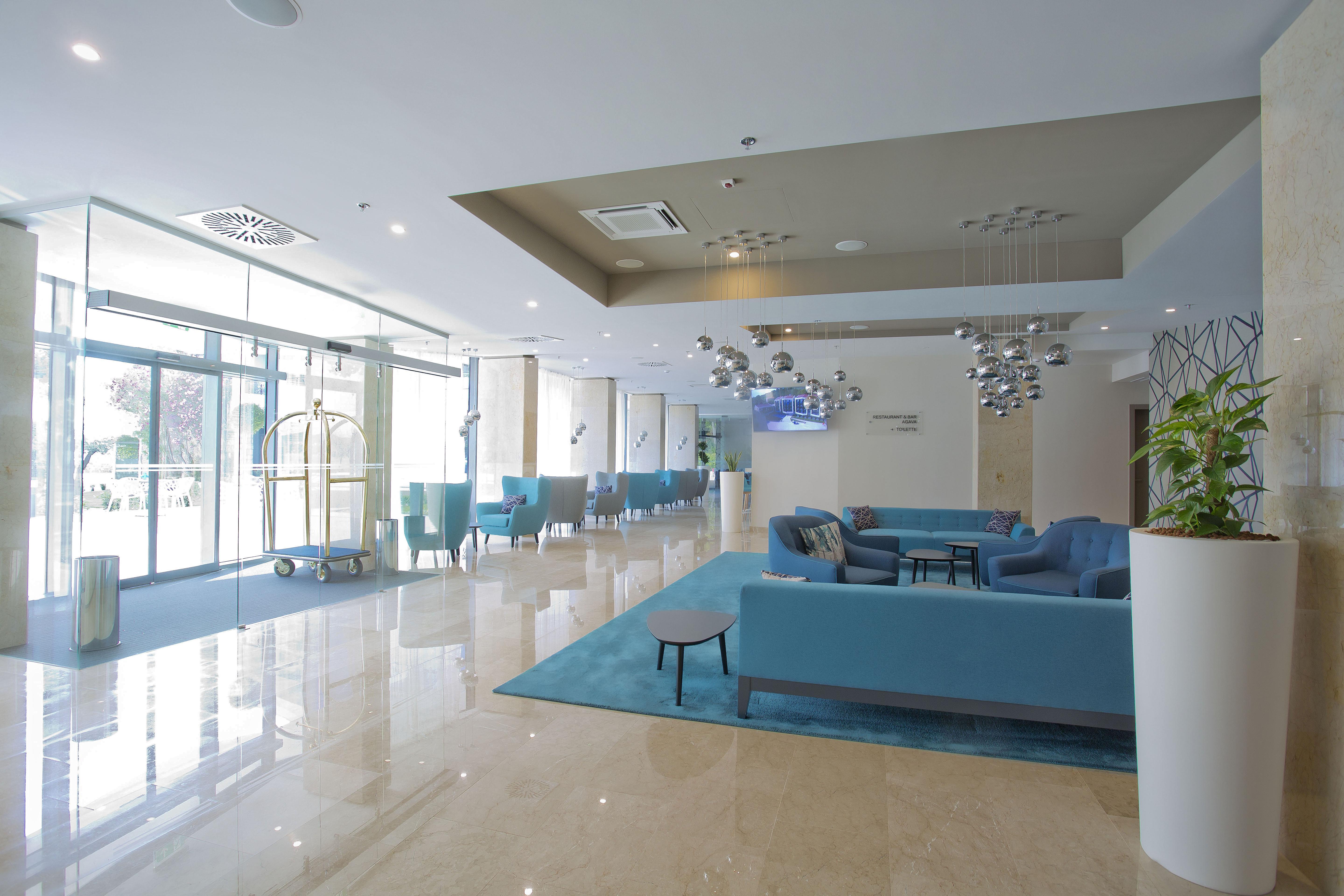 Hotel مْليني المظهر الخارجي الصورة
