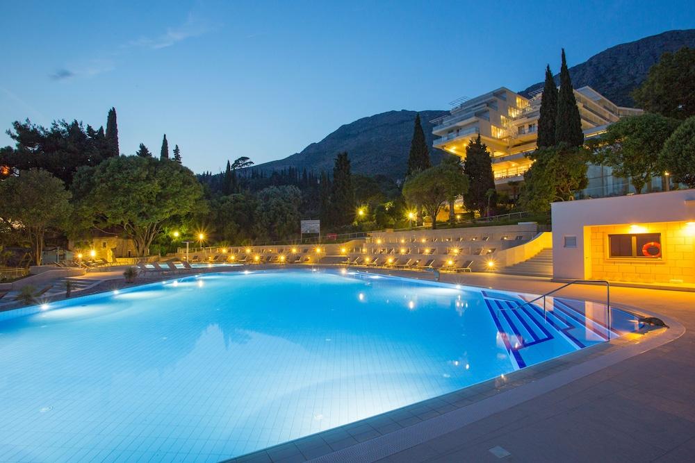 Hotel مْليني المظهر الخارجي الصورة